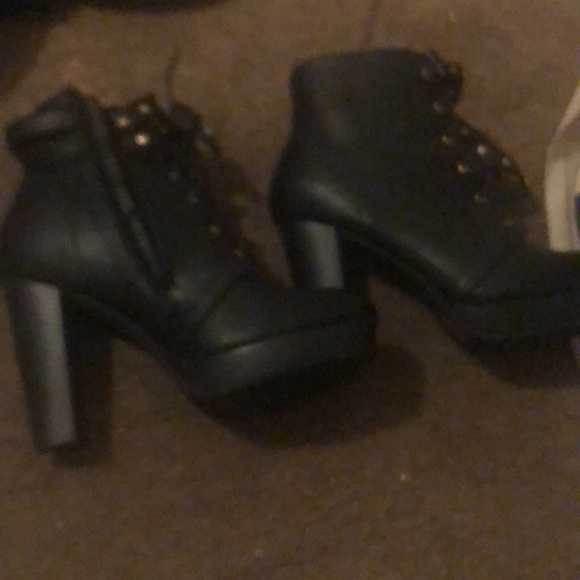 Top modal - Picture 3 of 3